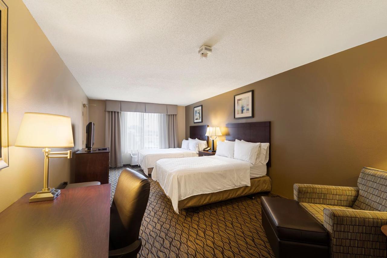 Holiday Inn Express Bloomington West By Ihg Exterior photo